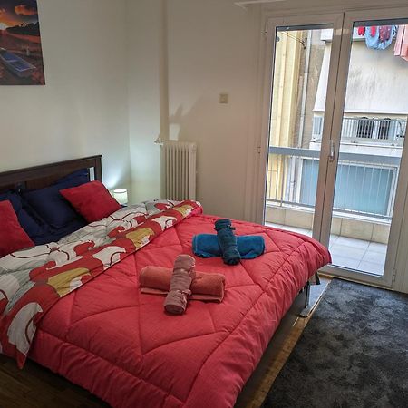Lavender-Emma Cosy Apartment Near City Center Athena Bagian luar foto