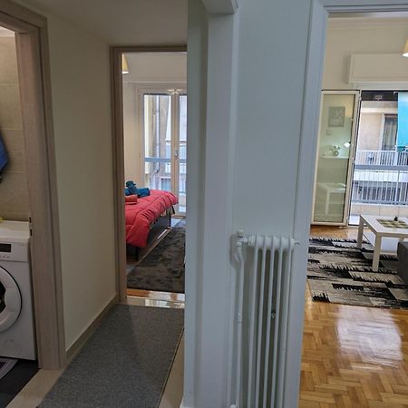 Lavender-Emma Cosy Apartment Near City Center Athena Bagian luar foto