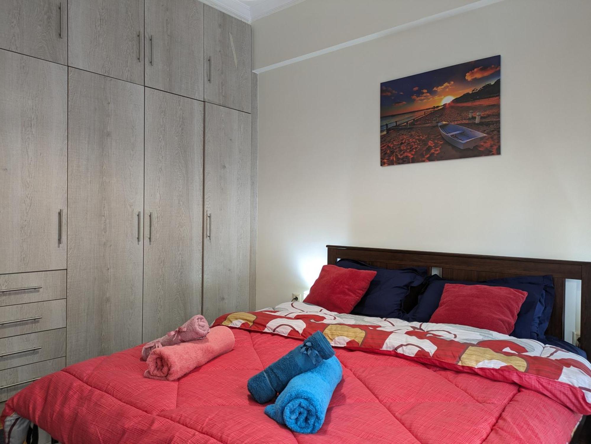 Lavender-Emma Cosy Apartment Near City Center Athena Bagian luar foto